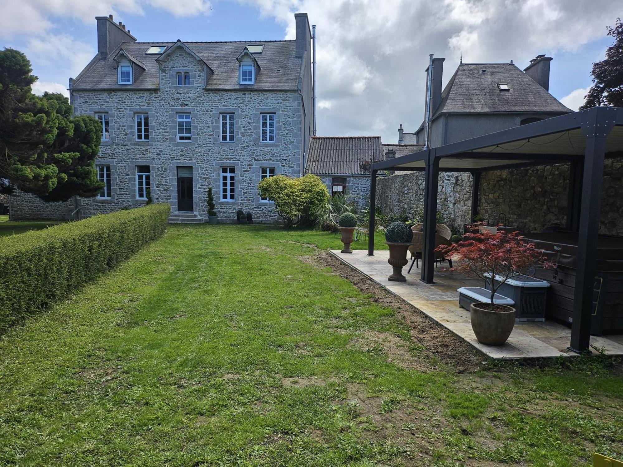 L'anglais, Prive En Duplex Avec Acces Jacuzzi A 10min Des Plages Appartement